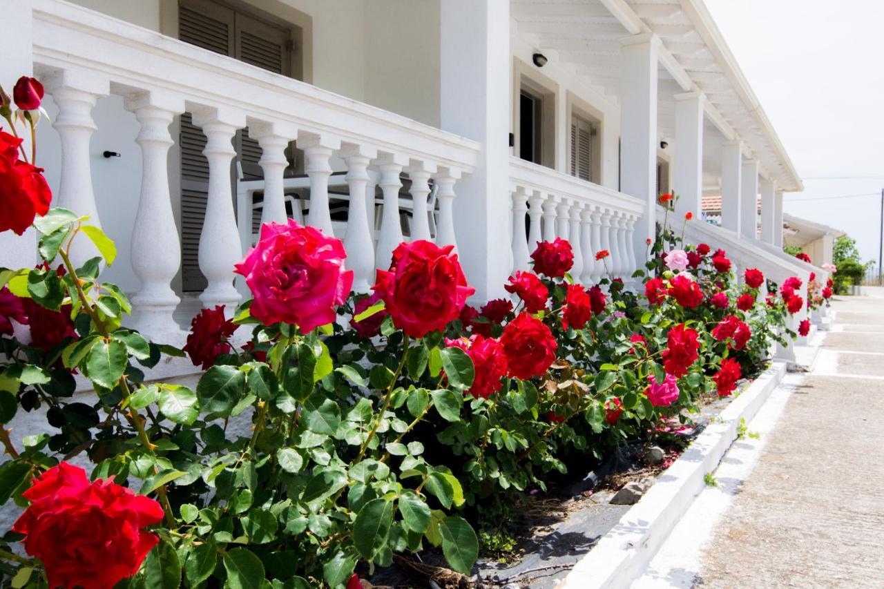 Serenity Apartments Agios Georgios  Bagian luar foto